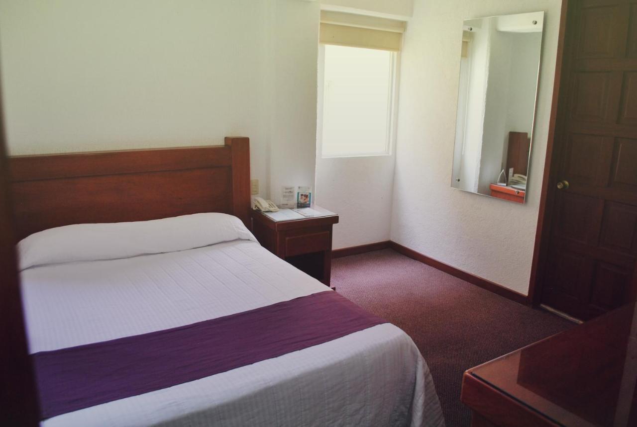 Hotel Campestre Inn 莱昂 外观 照片