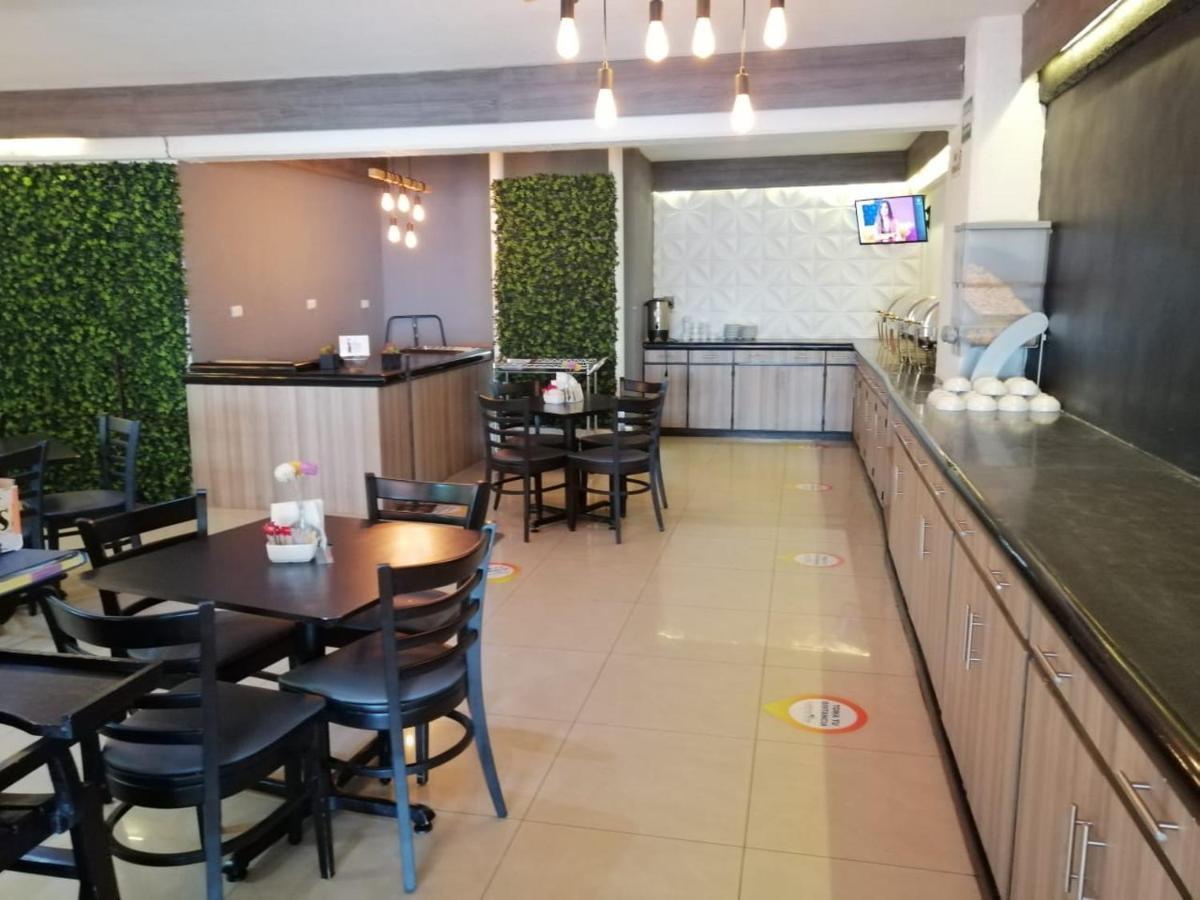 Hotel Campestre Inn 莱昂 外观 照片