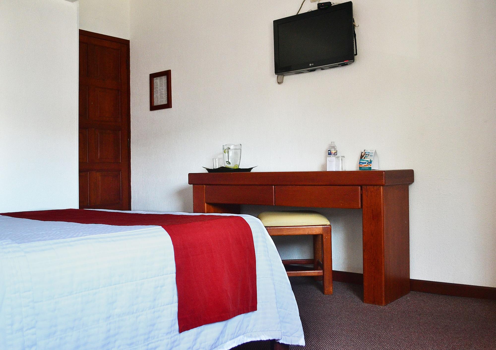 Hotel Campestre Inn 莱昂 外观 照片