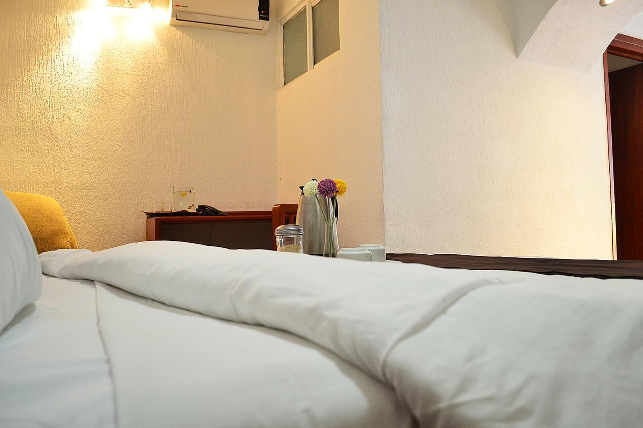 Hotel Campestre Inn 莱昂 外观 照片
